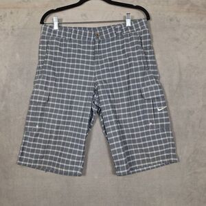 Nike Golf cargo Shorts Boys XL (31x12) young men Tour‎ Performance gray plaid
